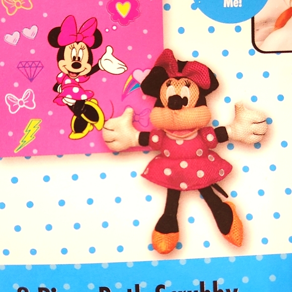 DISNEY MINNI MOUSE NEW GIRLS 2 PIECE BATH SCRUBBY AND BATH TOWEL. 25IN.X 11.5IN. - Picture 6 of 8